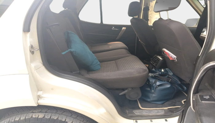 2018 Tata Safari Storme 2.2 EX 4X2, Diesel, Manual, 1,02,074 km, interior