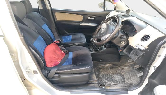 2017 Maruti Wagon R 1.0 LXI, Petrol, Manual, 81,824 km, interior