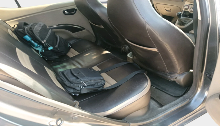 2012 Hyundai i10 MAGNA 1.2, Petrol, Manual, 1,03,381 km, interior