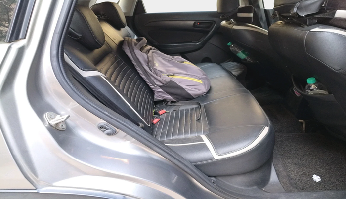 2018 Maruti Vitara Brezza VDI, Diesel, Manual, 78,731 km, interior