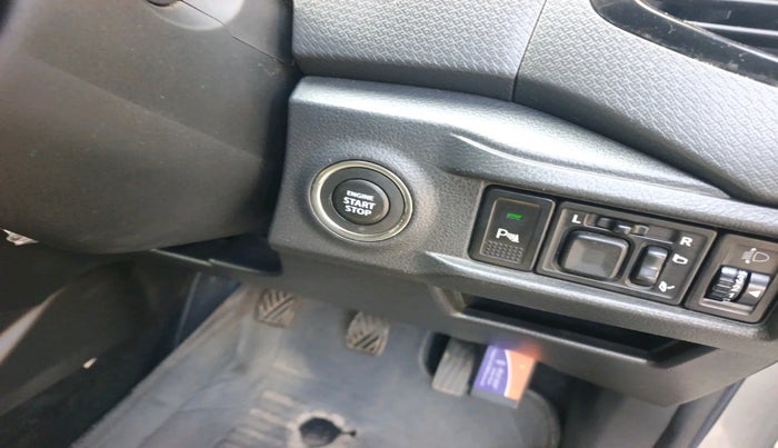 2016 Maruti Vitara Brezza ZDI PLUS, Diesel, Manual, 54,994 km, interior