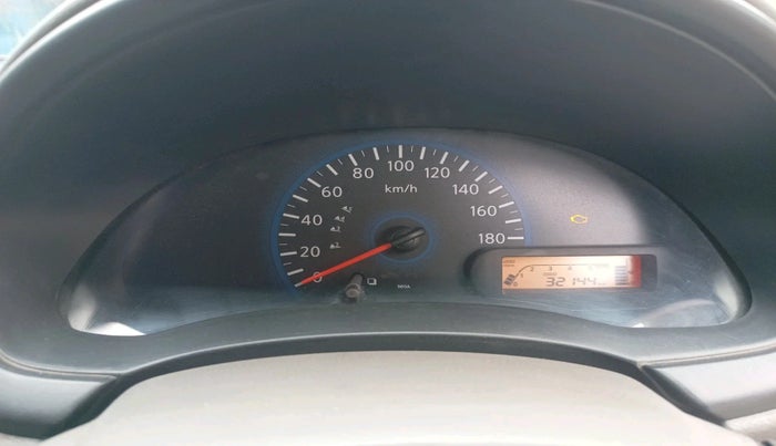 2016 Datsun Go Plus T, Petrol, Manual, 32,144 km, interior