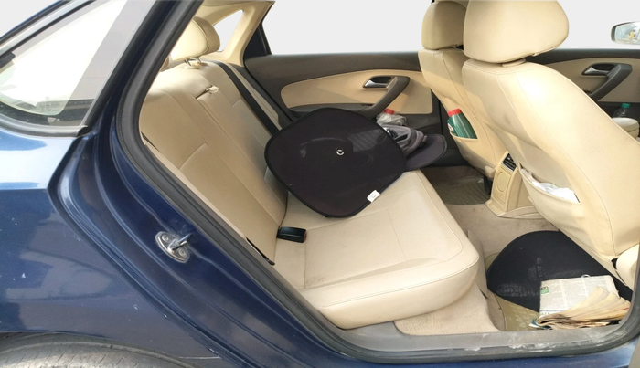 2013 Volkswagen Vento HIGHLINE 1.6 MPI, Petrol, Manual, 1,48,543 km, interior