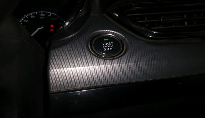 2022 Tata Harrier XZA PLUS 2.0L DARK EDITION, Diesel, Automatic, 93,691 km, interior