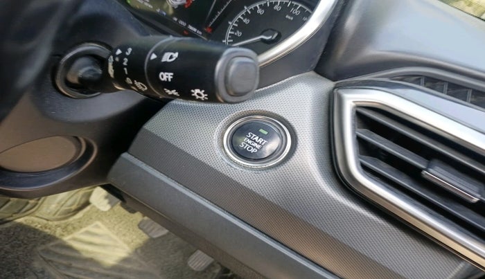 2020 Tata Harrier XZ PLUS 2.0L DARK EDITION, Diesel, Manual, 78,699 km, interior