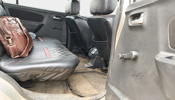 2011 Maruti Wagon R 1.0 LXI, Petrol, Manual, 1,22,616 km, interior