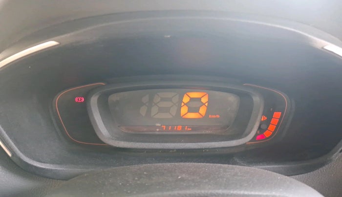 2015 Renault Kwid RXT 0.8, Petrol, Manual, 71,181 km, interior