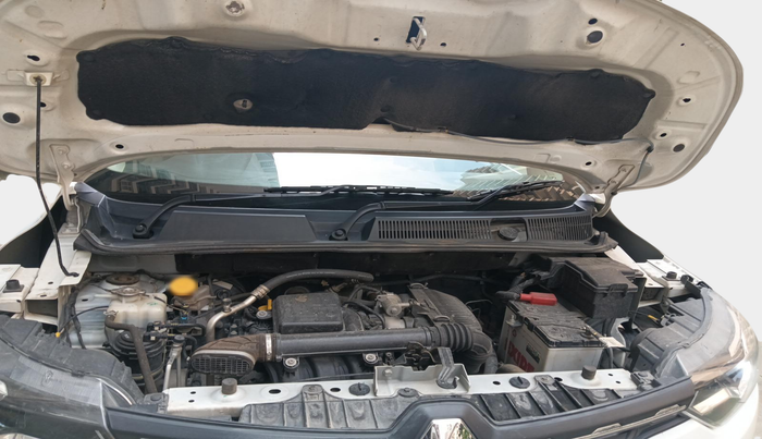 2022 Renault TRIBER RXZ, Petrol, Manual, 39,977 km, exterior