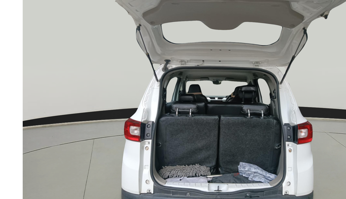 2022 Renault TRIBER RXZ, Petrol, Manual, 39,977 km, exterior