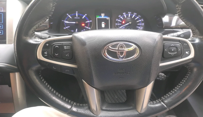 2017 Toyota Innova Crysta 2.8 ZX AT 7 STR, Diesel, Automatic, 1,63,509 km, interior