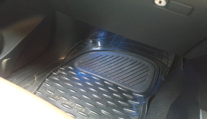 2017 Toyota Innova Crysta 2.8 ZX AT 7 STR, Diesel, Automatic, 1,63,509 km, interior