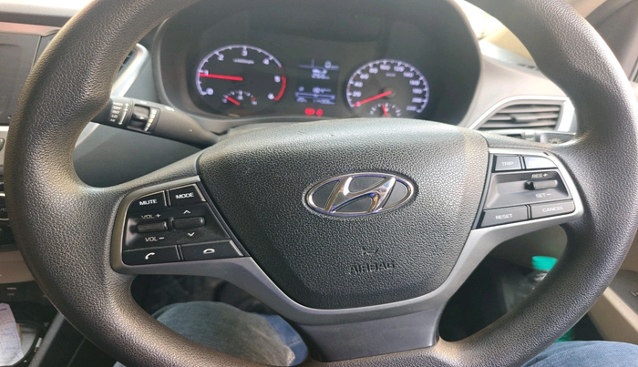 2018 Hyundai Verna 1.6 EX CRDI, Diesel, Manual, 1,14,306 km, interior