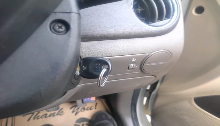 2013 Hyundai i10 SPORTZ 1.2, Petrol, Manual, 47,058 km, interior