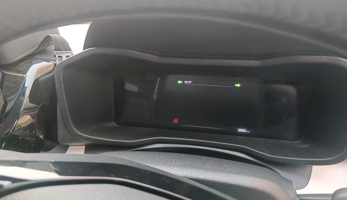 2025 Mahindra XUV 3XO AX5 1.5 Turbo Diesel, Diesel, Manual, 990 km, interior