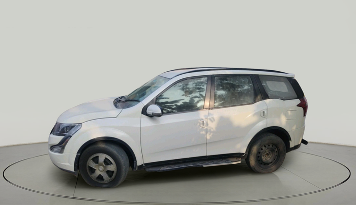 2019 Mahindra XUV500 W7, Diesel, Manual, 2,53,720 km, exterior