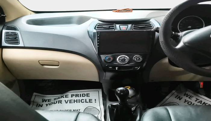 2012 Hyundai Eon MAGNA +, Petrol, Manual, 1,14,801 km, interior