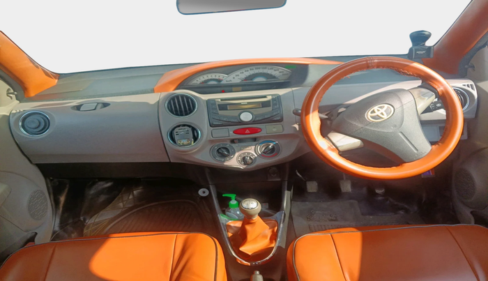 2011 Toyota Etios V, Petrol, Manual, 76,421 km, interior