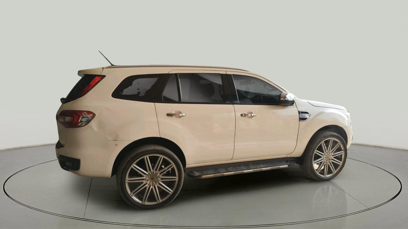 2016 Ford Endeavour TITANIUM 2.2 4X2 AT, Diesel, Automatic, 1,30,000 km, exterior
