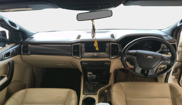 2016 Ford Endeavour TITANIUM 2.2 4X2 AT, Diesel, Automatic, 1,30,000 km, interior