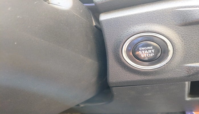 2016 Maruti Vitara Brezza ZDI PLUS, Diesel, Manual, 1,60,629 km, interior