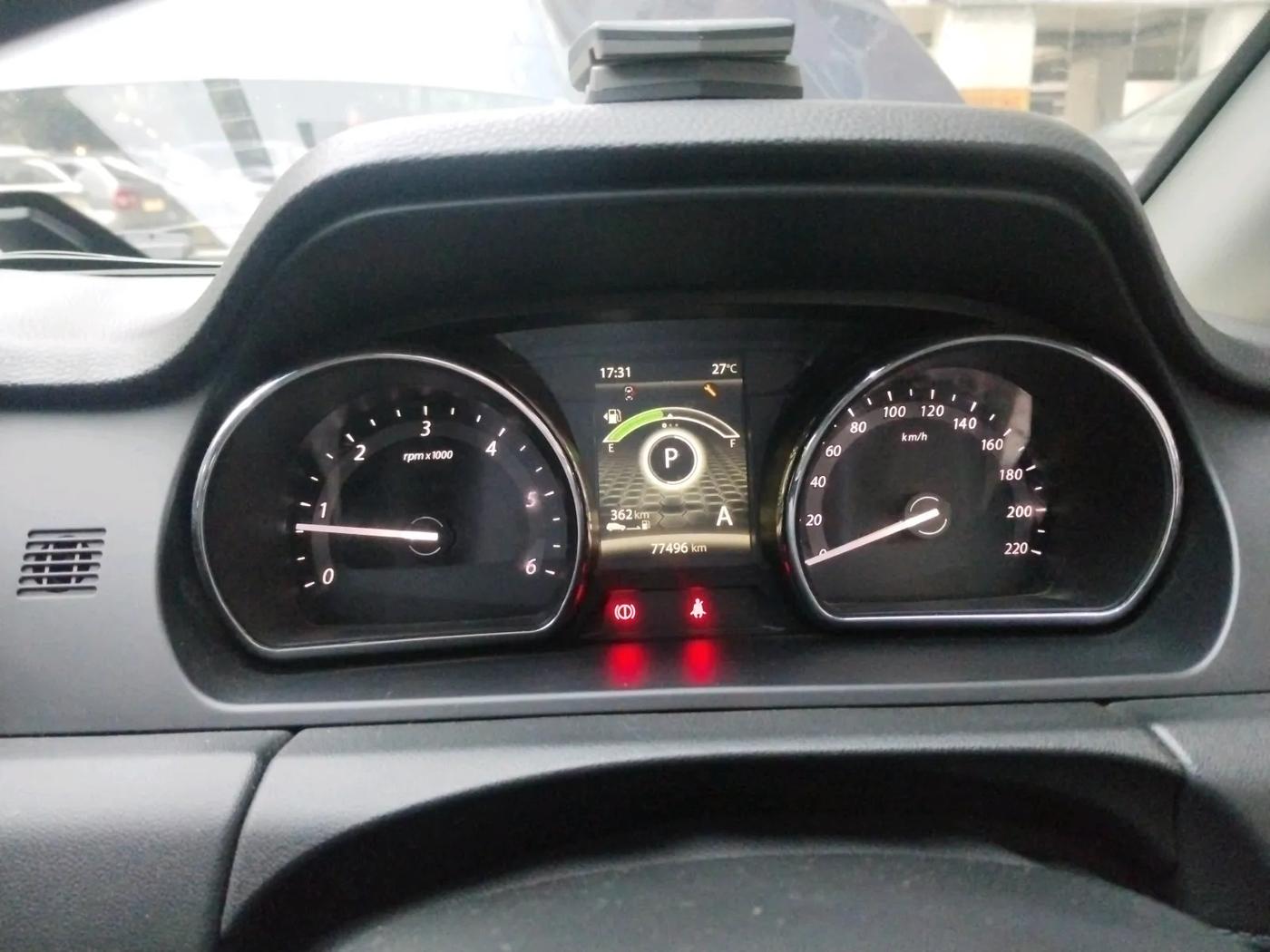 2017 Tata Hexa XTA 4X2 6 STR, Diesel, Automatic, 77,496 km, interior