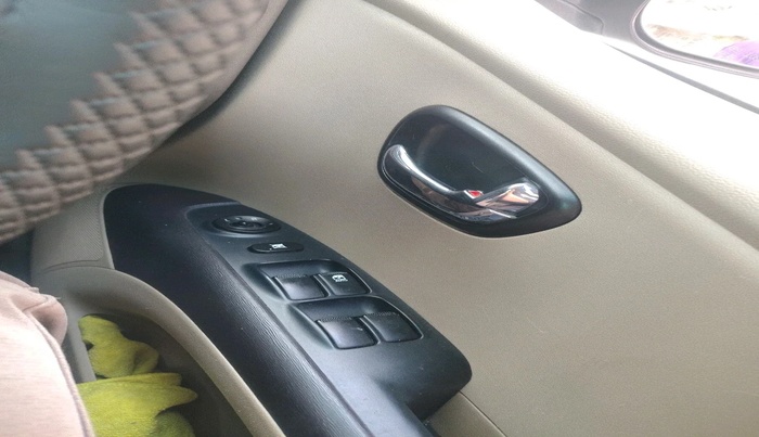 2011 Hyundai i10 SPORTZ 1.2 AT, Petrol, Automatic, 40,229 km, interior