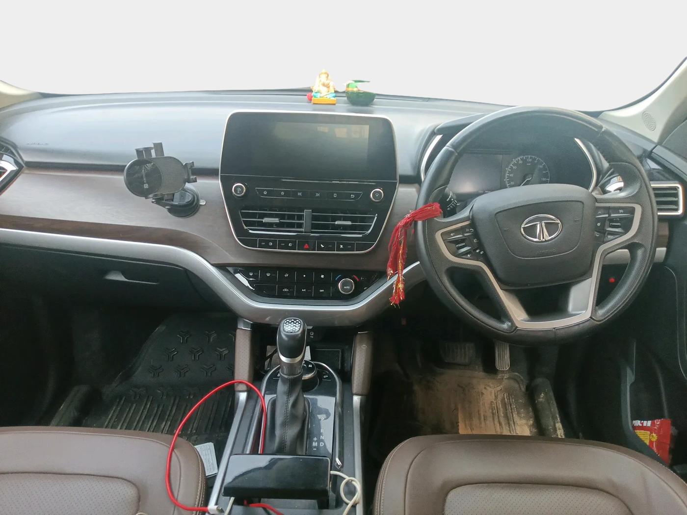 2020 Tata Harrier XZA 2.0L, Diesel, Automatic, 79,328 km, interior