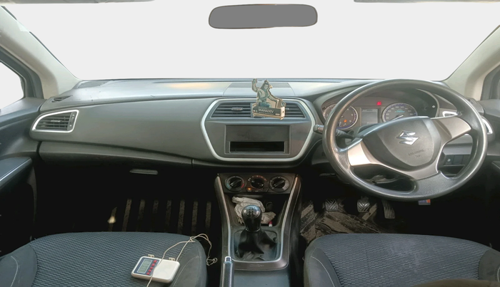 2018 Maruti S Cross SIGMA 1.3, Diesel, Manual, 1,52,223 km, interior