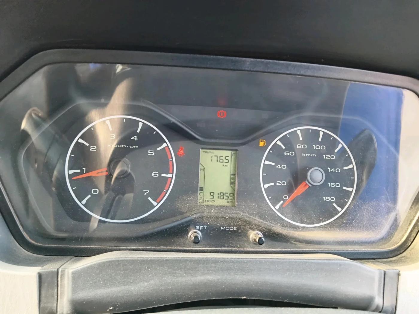 2017 Mahindra Scorpio S6 PLUS, Diesel, Manual, 91,859 km, interior