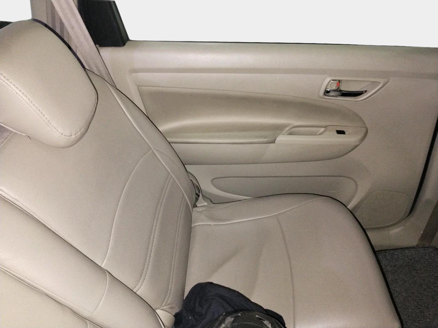 2017 Maruti Ertiga VXI, Petrol, Manual, 1,25,365 km, interior