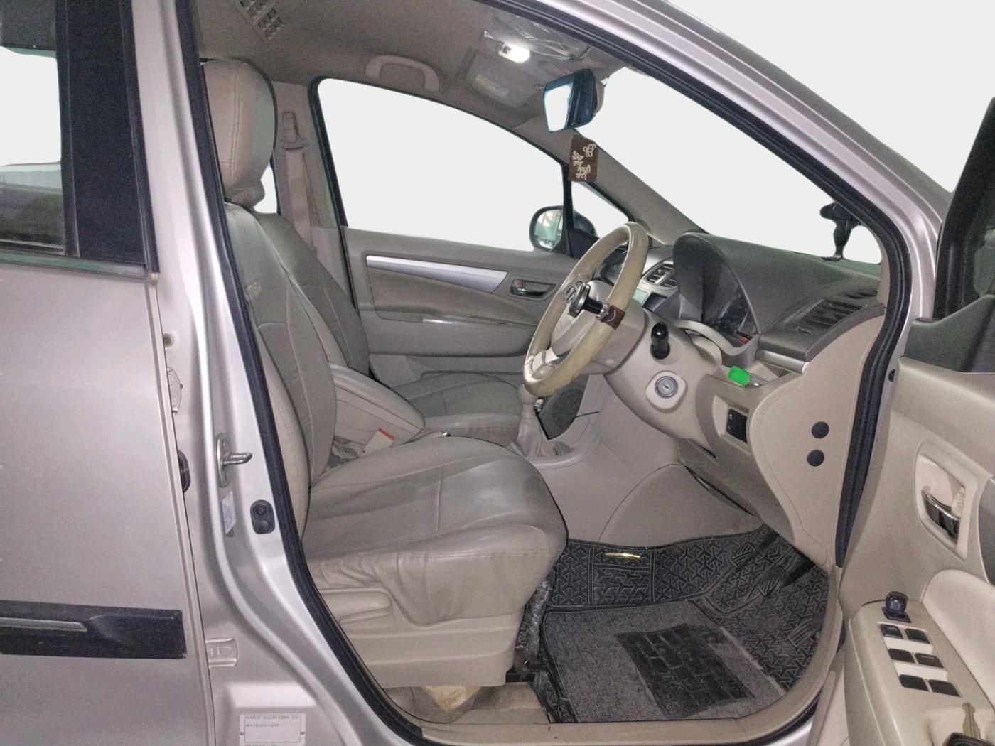 2017 Maruti Ertiga VXI, Petrol, Manual, 1,25,365 km, interior
