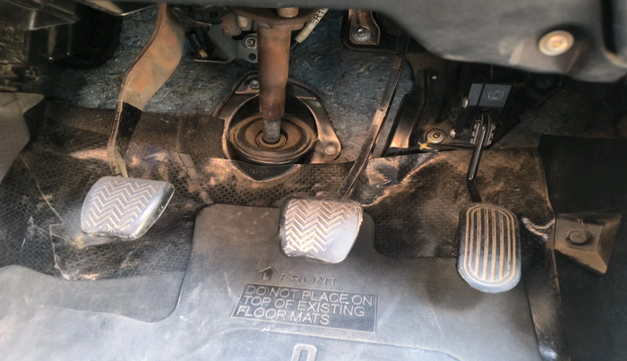 2016 Toyota Innova Crysta 2.4 G 8 STR, Diesel, Manual, 2,57,507 km, interior