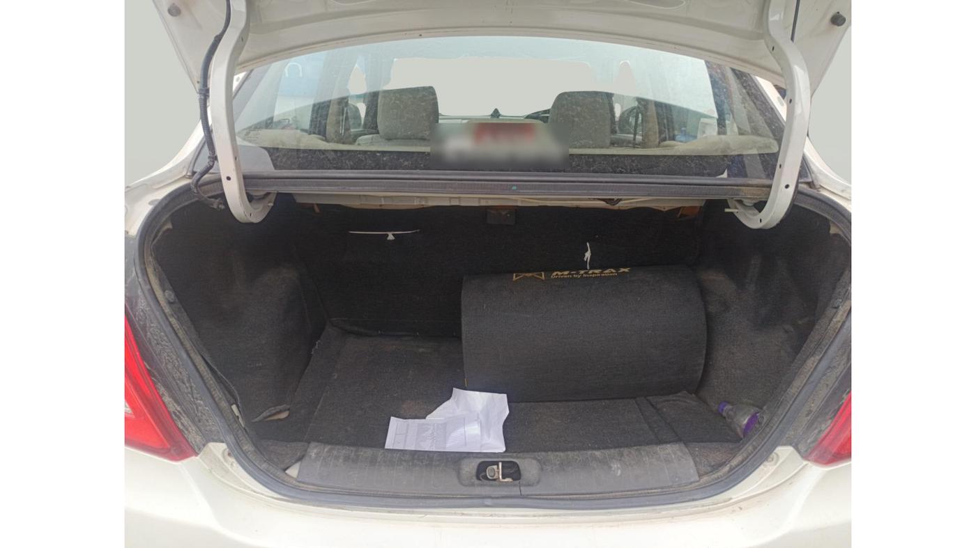 2015 Maruti Swift Dzire LDI, Diesel, Manual, 1,78,735 km, exterior