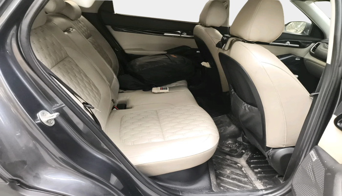 2019 KIA SELTOS HTX PLUS AT1.5 DIESEL, Diesel, Automatic, 1,44,153 km, interior