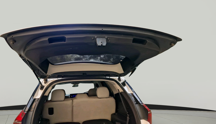 2023 Mahindra XUV700 AX 5 D MT 7 STR, Diesel, Manual, 53,847 km, exterior