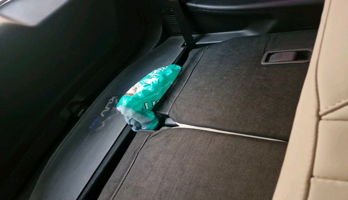 2023 Mahindra XUV700 AX 5 D MT 7 STR, Diesel, Manual, 53,847 km, interior