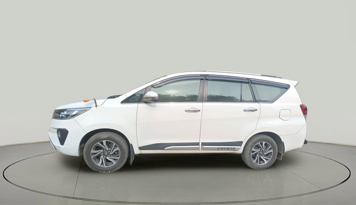 2022 Toyota Innova Crysta 2.4 G 7 STR, Diesel, Manual, 78,586 km, exterior