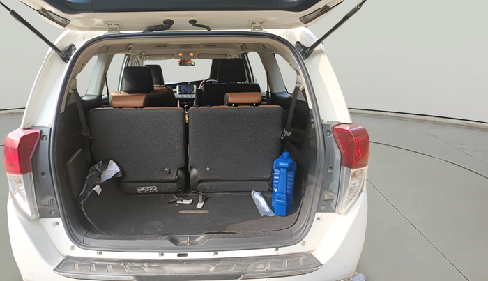 2022 Toyota Innova Crysta 2.4 G 7 STR, Diesel, Manual, 78,586 km, exterior