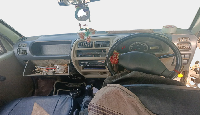 2015 Maruti Eeco 5 STR CNG WITH HTR, Petrol, Manual, 1,62,986 km, interior