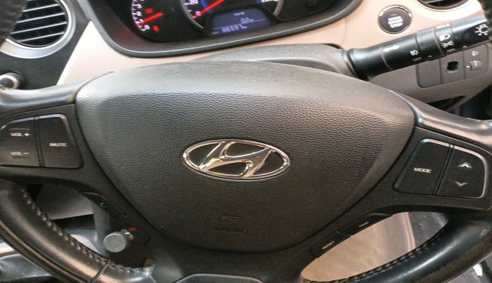 2013 Hyundai Grand i10 ASTA 1.2 KAPPA VTVT, Petrol, Manual, 86,945 km, interior