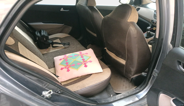 2013 Hyundai Grand i10 ASTA 1.2 KAPPA VTVT, Petrol, Manual, 86,945 km, interior