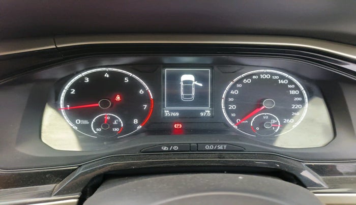 2022 Volkswagen VIRTUS HIGHLINE TSI 1.0 MT, Petrol, Manual, 35,769 km, interior