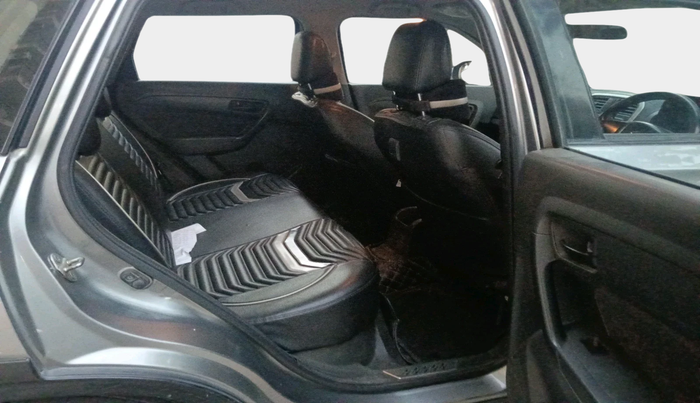 2018 Maruti Vitara Brezza VDI (O), Diesel, Manual, 81,895 km, interior