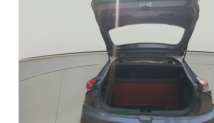 2016 Hyundai Elite i20 SPORTZ 1.4 CRDI, Diesel, Manual, 1,43,722 km, exterior