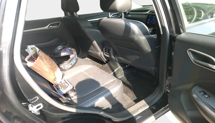 2022 MG ASTOR SHARP 1.3 TURBO AT, Petrol, Automatic, 23,790 km, interior