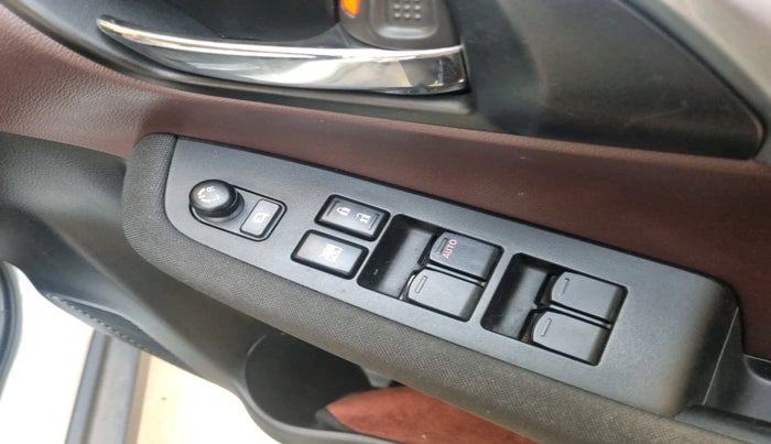 2024 Maruti Grand Vitara DELTA SMART HYBRID, Petrol, Manual, 10,712 km, interior