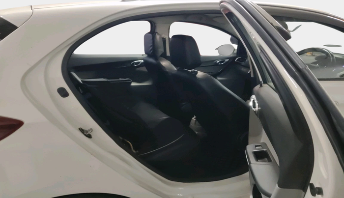2020 Tata Tiago XZA PETROL, Petrol, Automatic, 1,38,612 km, interior
