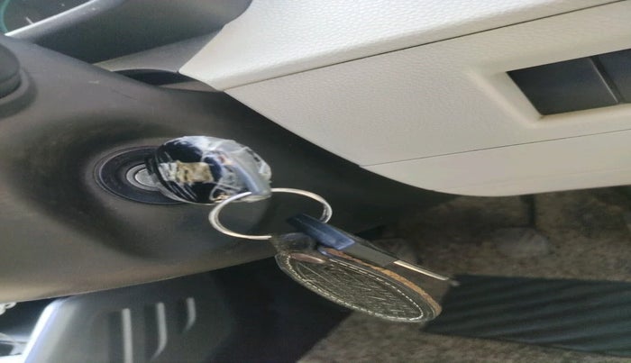 2021 Maruti IGNIS DELTA 1.2, Petrol, Manual, 21,052 km, interior