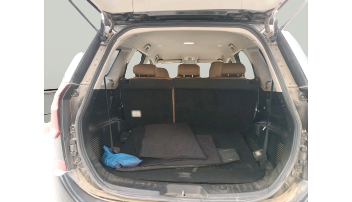 2019 Mahindra XUV500 W7, Diesel, Manual, 1,20,158 km, exterior