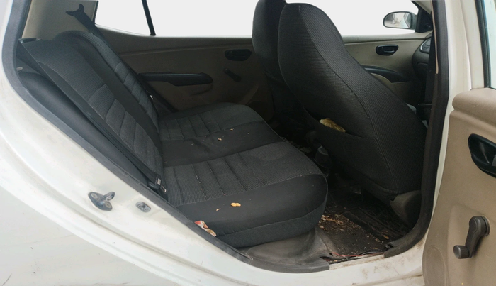 2013 Hyundai i10 ERA 1.1, Petrol, Manual, 1,91,830 km, interior